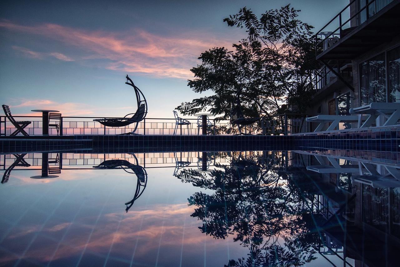 The Resort Angel Hill Ban Khanan Chit Zewnętrze zdjęcie